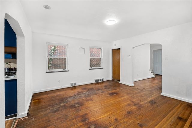 239 Renova St, Hazelwood, PA 15207