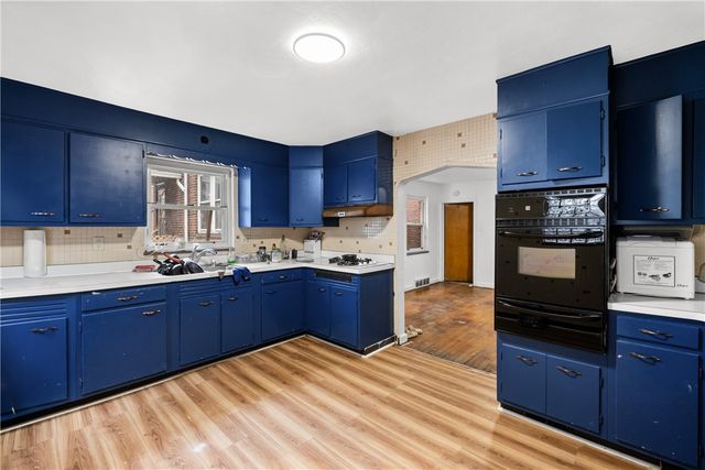 239 Renova St, Hazelwood, PA 15207