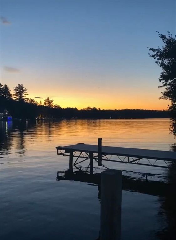 105 Conleys Grove Road, Derry, NH 03038