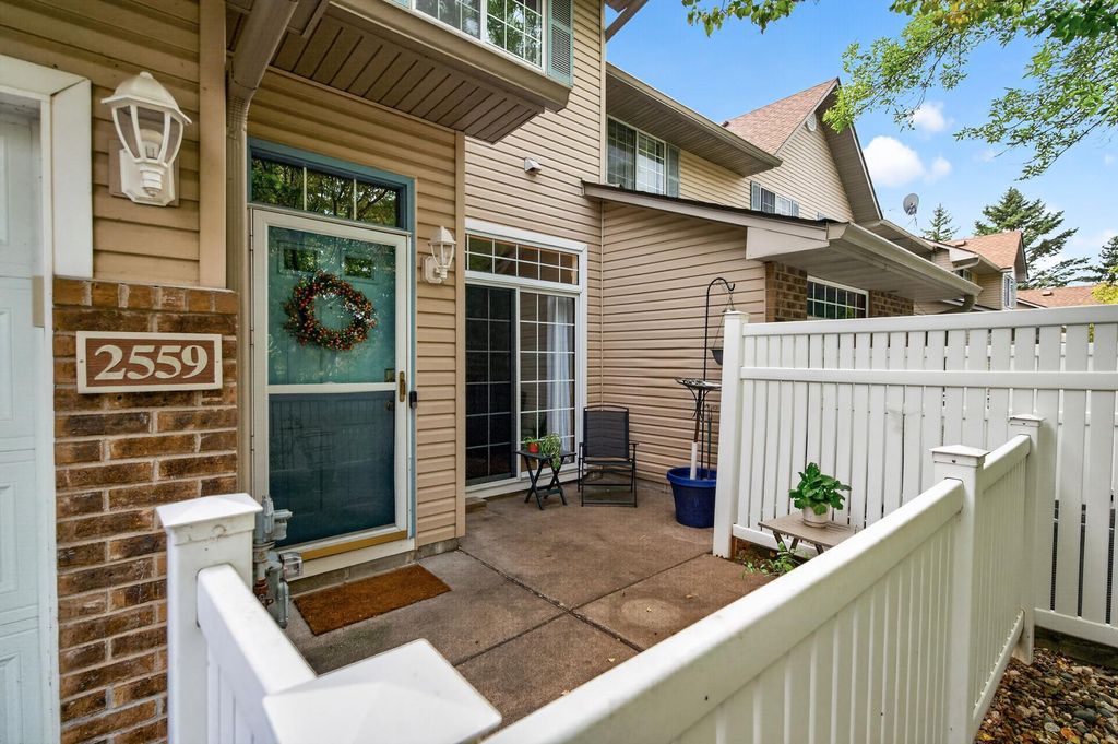 2559 Mallard Drive, Woodbury, MN 55125 — photo 2