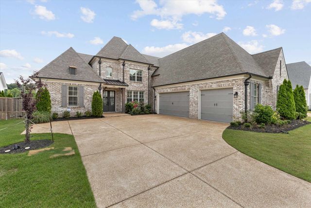 1350 BELFAIR DR, Collierville, TN 38017