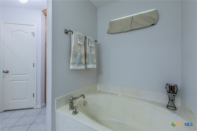 8708 Laurel Ridge, Temple, TX 76502