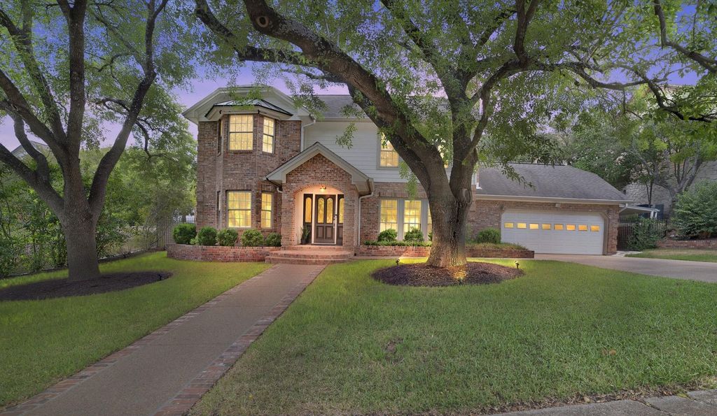 1702 Crested Butte DR, Austin, TX 78746