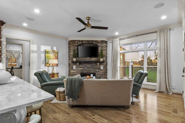 236 E Cambridge Lane, Nicholasville, KY 40356