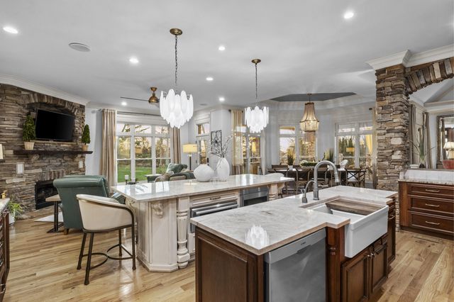 236 E Cambridge Lane, Nicholasville, KY 40356