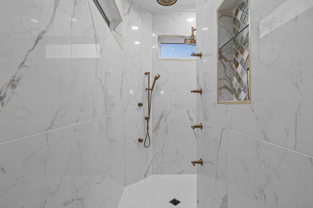 236 E Cambridge Lane, Nicholasville, KY 40356