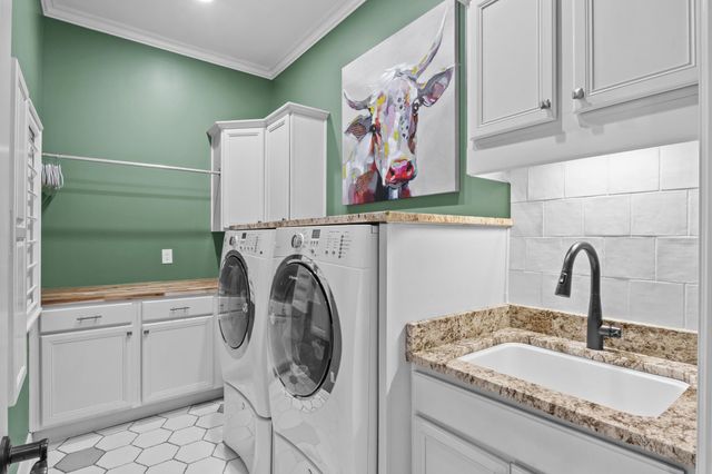 236 E Cambridge Lane, Nicholasville, KY 40356