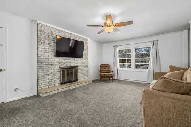 1112 Woodview Drive, Portage City, MI 49024