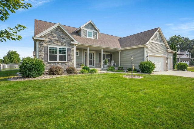 307 Erin Court, Cottage Grove, WI 53527