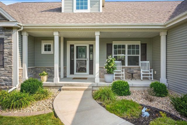 307 Erin Court, Cottage Grove, WI 53527