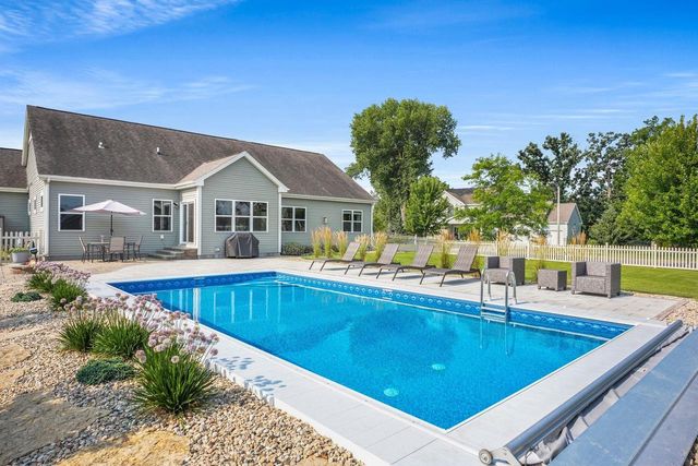 307 Erin Court, Cottage Grove, WI 53527