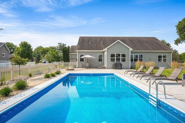 307 Erin Court, Cottage Grove, WI 53527