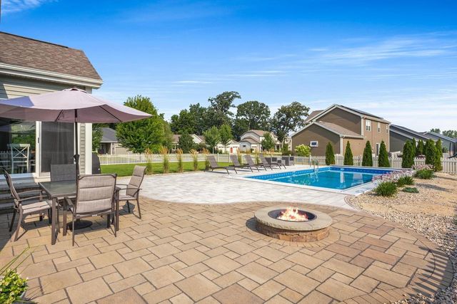 307 Erin Court, Cottage Grove, WI 53527