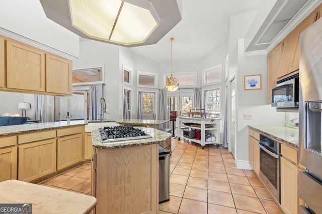 593 Cross Creek Drive, Toccoa, GA 30577