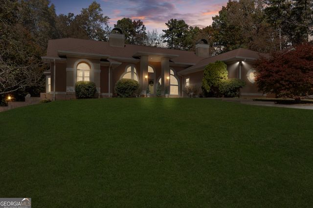 593 Cross Creek Drive, Toccoa, GA 30577