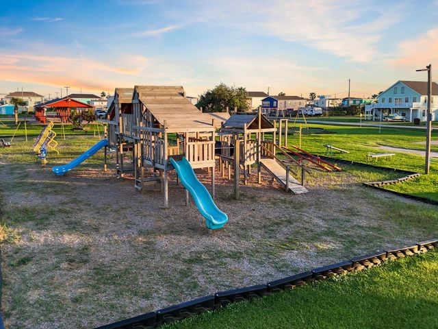 21814 Lampasas Drive, Galveston, TX 77554