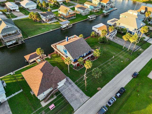21814 Lampasas Drive, Galveston, TX 77554