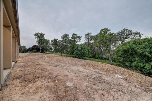 634 Lakeridge Dr, Auburn, CA 95603