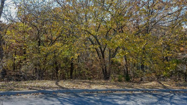 12110 S 14th Court, Jenks, OK 74037