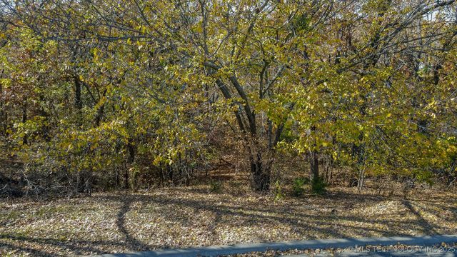 12110 S 14th Court, Jenks, OK 74037