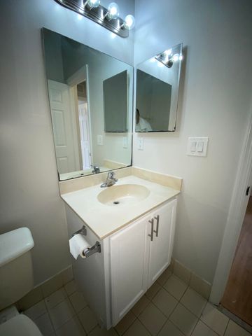 1215 Rosegate Boulevard, Riviera Beach, FL 33404