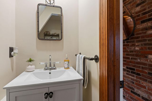 43 Old Duck Hole Road, Orleans, MA 02653