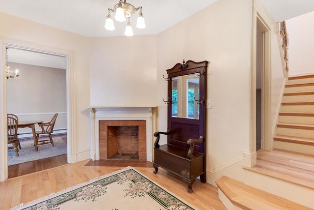 38 Fifth St, Medford, MA 02155