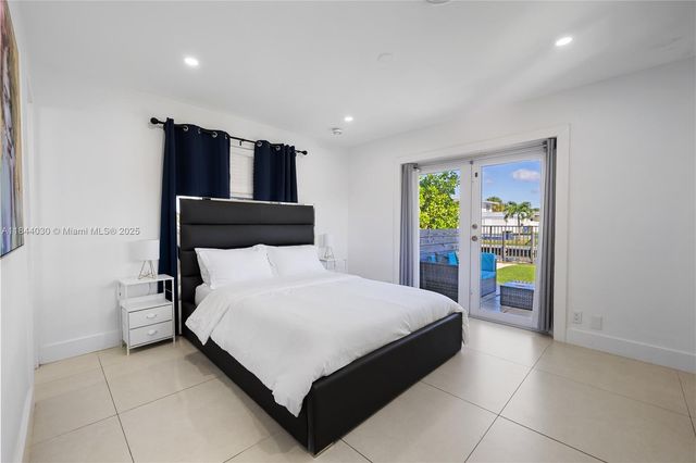 1709 SW 5th Pl, Fort Lauderdale, FL 33312