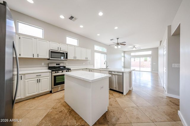 17643 N 17TH Street, Phoenix, AZ 85022