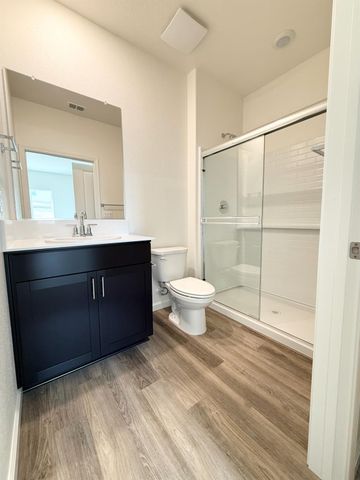 873 S Philip Avenue, Fowler, CA 93625