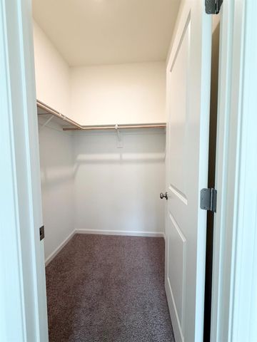 873 S Philip Avenue, Fowler, CA 93625