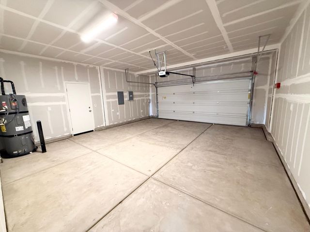 873 S Philip Avenue, Fowler, CA 93625