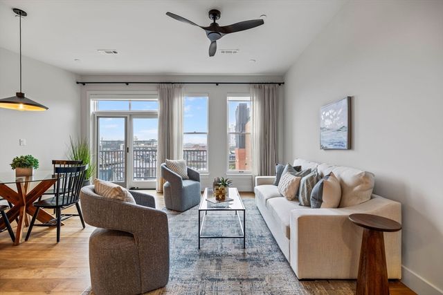 566 Columbus Ave 614, Boston, MA 02118