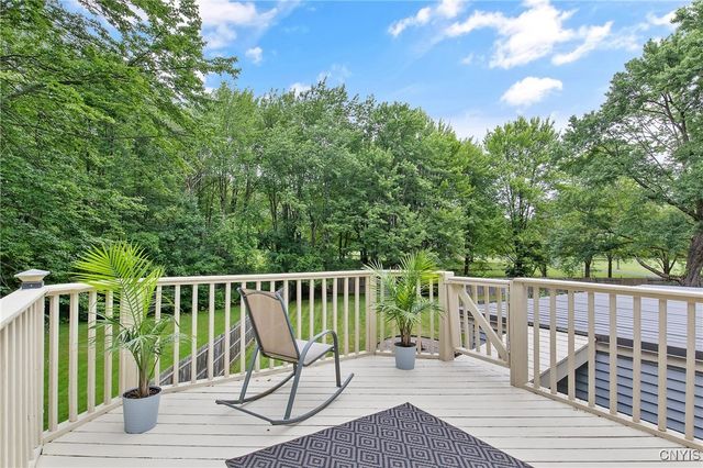 6129 Smith Road, Cicero, NY 13212