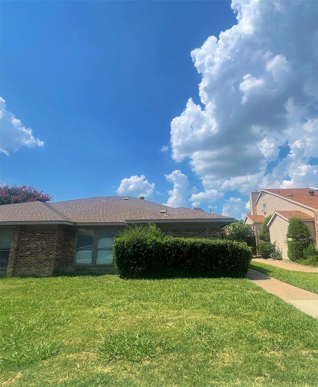 3037 Airhaven Street, Dallas, TX 75229