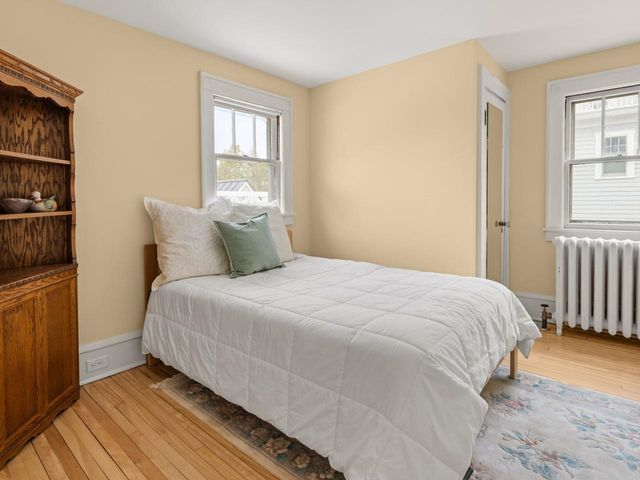 28 Henderson Terrace, Burlington, VT 05401