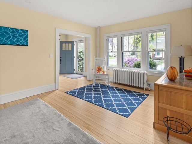 28 Henderson Terrace, Burlington, VT 05401