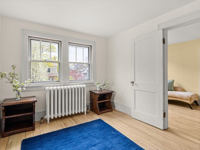 28 Henderson Terrace, Burlington, VT 05401