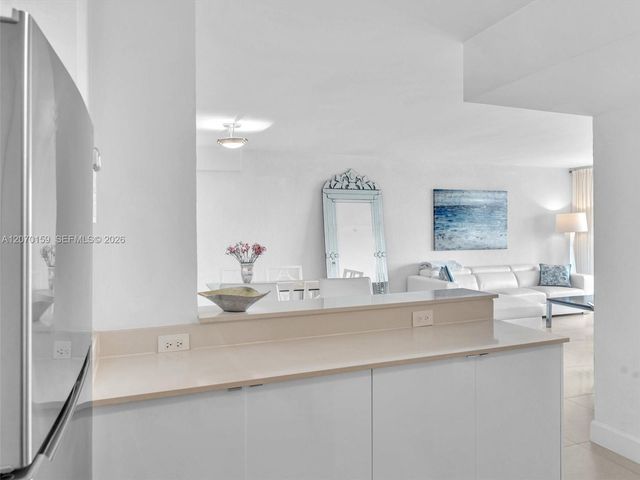 1500 Bay Road 516S, Miami Beach, FL 33139