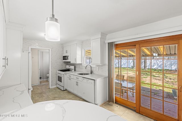 1020 Crystal Drive, Toms River, NJ 08753