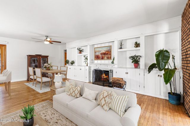 1020 Crystal Drive, Toms River, NJ 08753