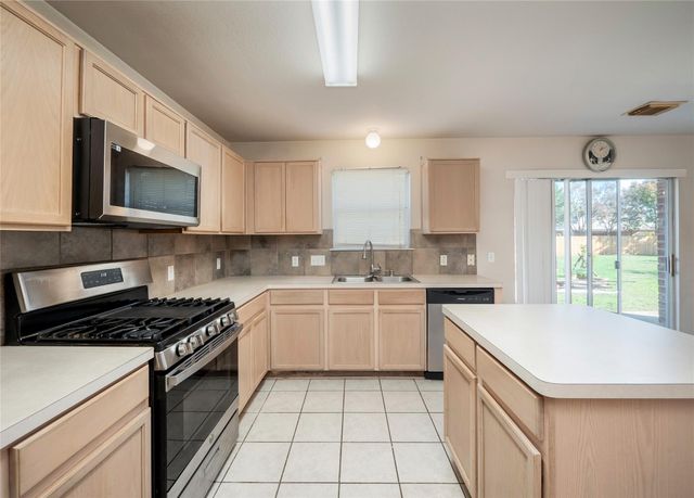 816 Tapestry CV, Pflugerville, TX 78660