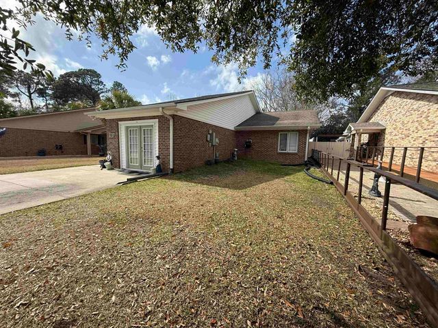 503 Garden Dr., Myrtle Beach, SC 29575