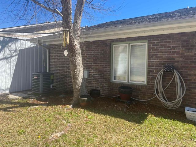 503 Garden Dr., Myrtle Beach, SC 29575