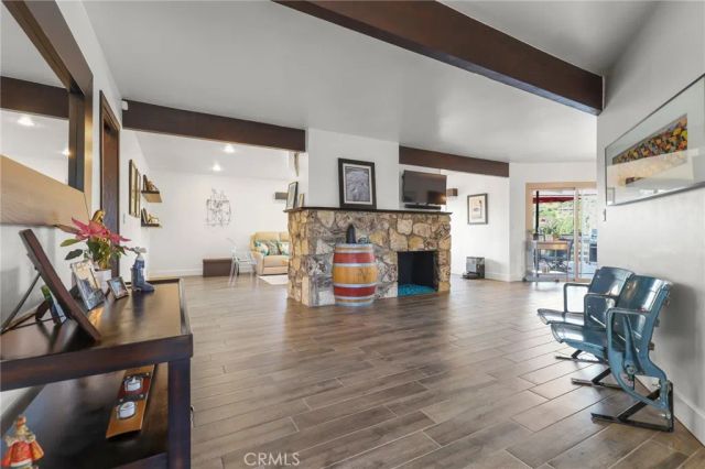 80 Sequoia Drive, Pasadena, CA 91105