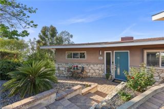 80 Sequoia Drive, Pasadena, CA 91105