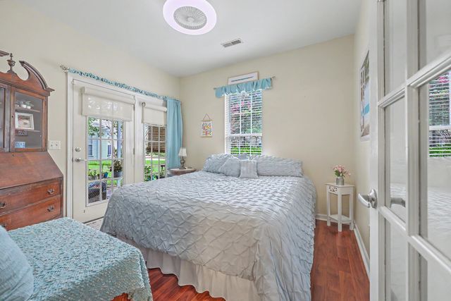 8693 Grassy Oak Trail, North Charleston, SC 29420