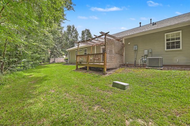 8693 Grassy Oak Trail, North Charleston, SC 29420