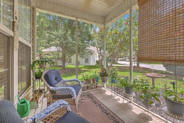 8693 Grassy Oak Trail, North Charleston, SC 29420