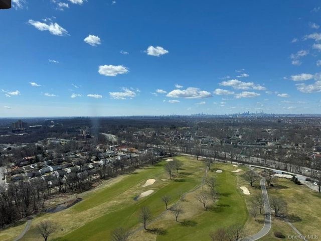 26910 Grand Central Parkway 31C, Floral Park, NY 11005